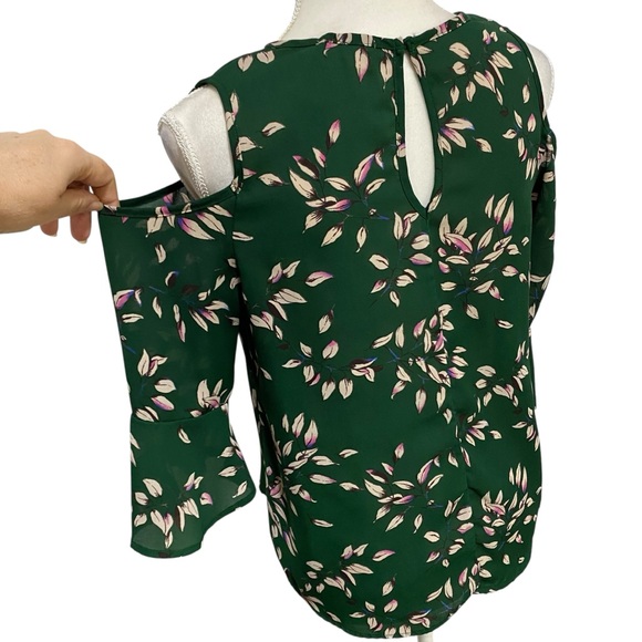Sienna Sky Top Dark Green Leaf Print Blouse 3/4 Sleeve Cold-Shoulder Size Small - Picture 8 of 16